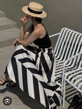 Commense Black White Stripe Maxi Skirt Size S